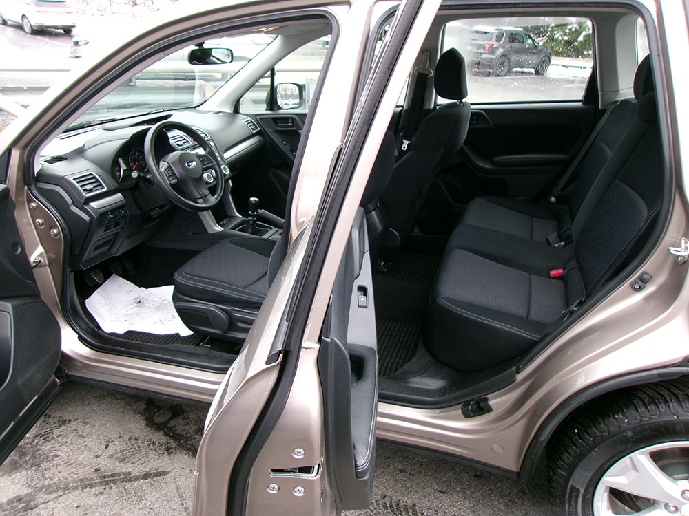 
								SUBARU FORESTER full									