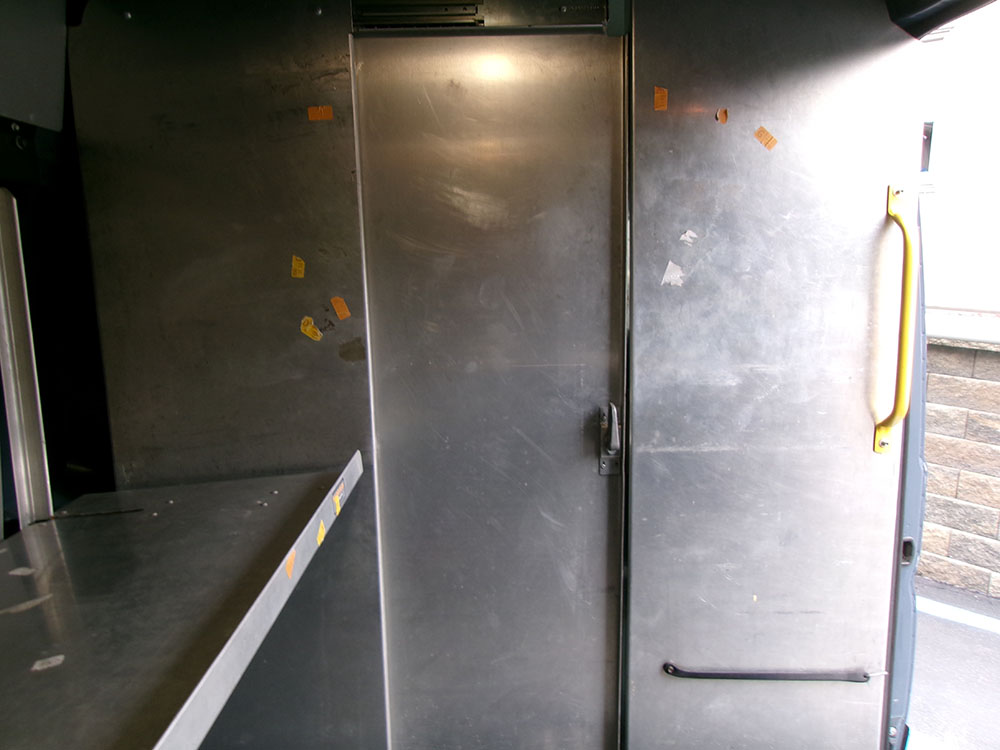 
								RAM PROMASTER 2500 HIGH TOP full									