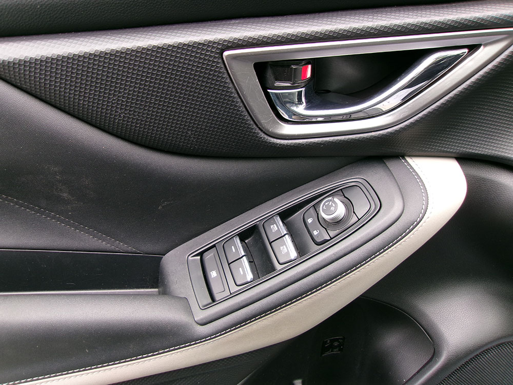 
								SUBARU FORESTER LIMITED full									