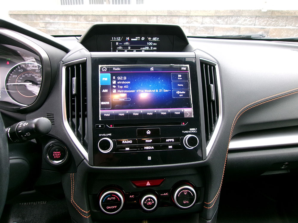 
								SUBARU CROSSTREK LIMITED full									