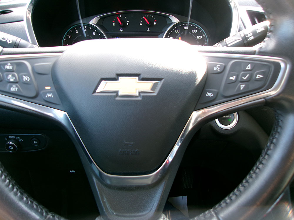 
								CHEVROLET EQUINOX LT full									