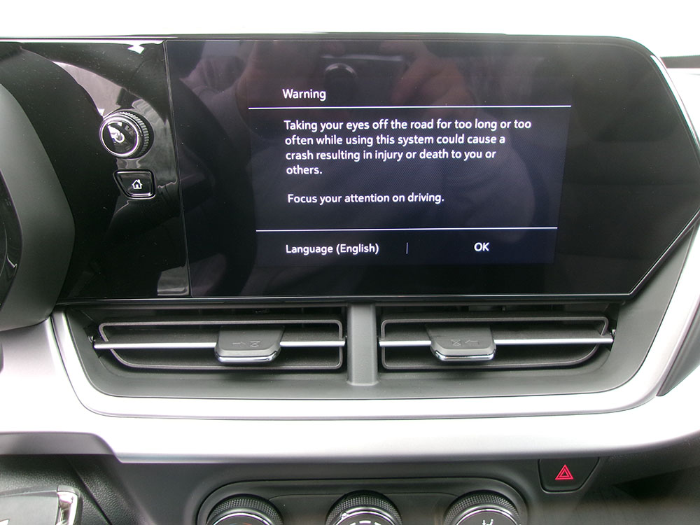 
								CHEVROLET TRAX RS full									