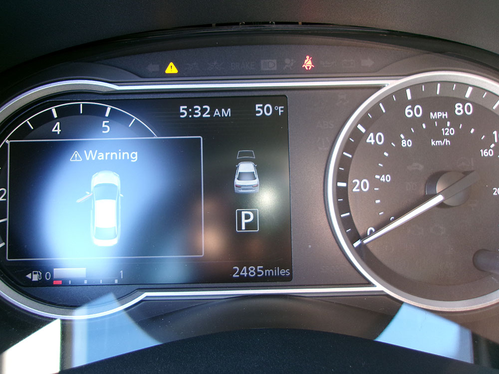 
								NISSAN VERSA SV full									