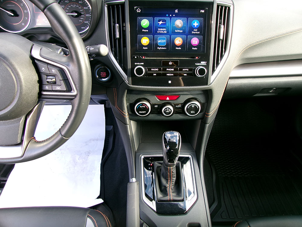 
								SUBARU CROSSTREK LIMITED full									