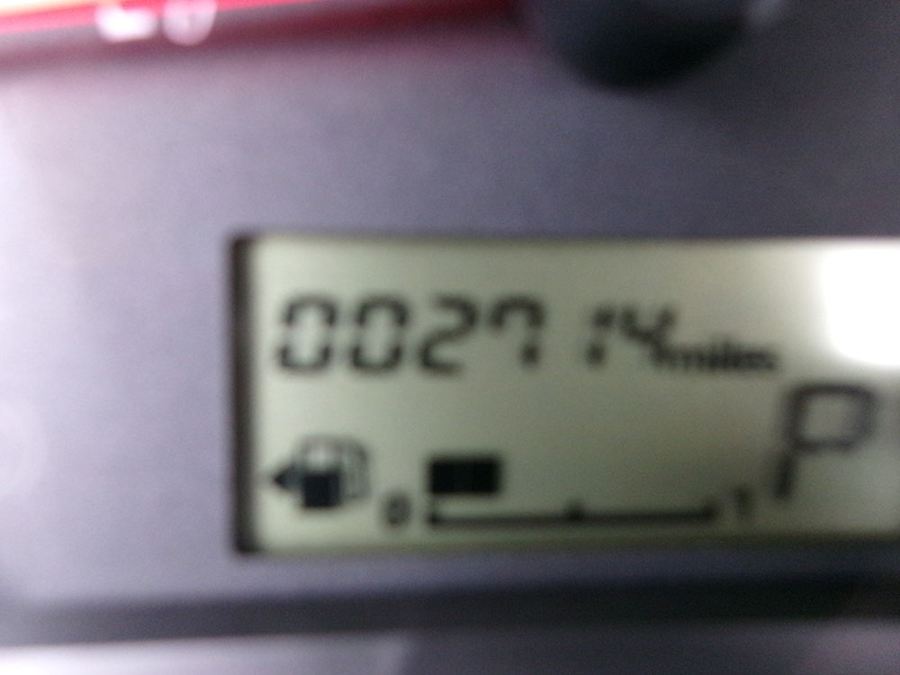 
								MITSUBISHI MIRAGE ES full									