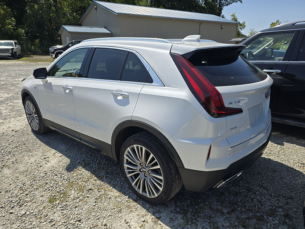 
								CADILLAC XT4 PREMIUM LUXURY full									