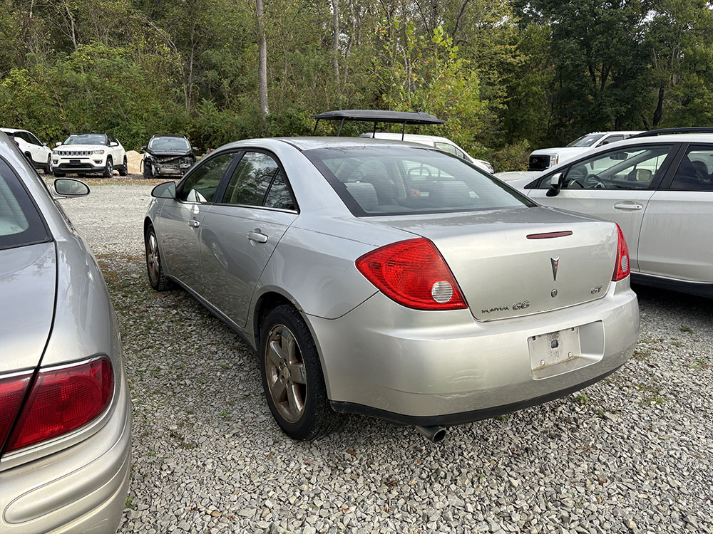 
								PONTIAC G6 GT full									