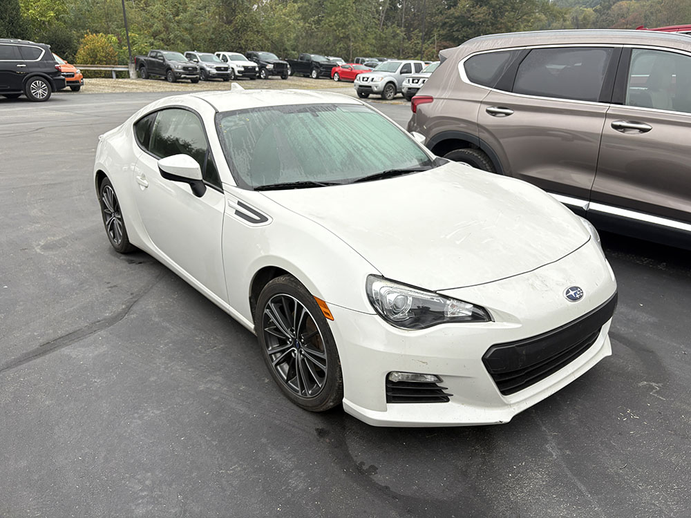 
								SUBARU BRZ PREMIUM full									