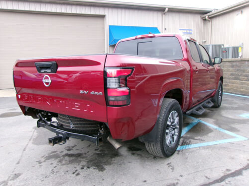 2023 Nissan Frontier SV's photo