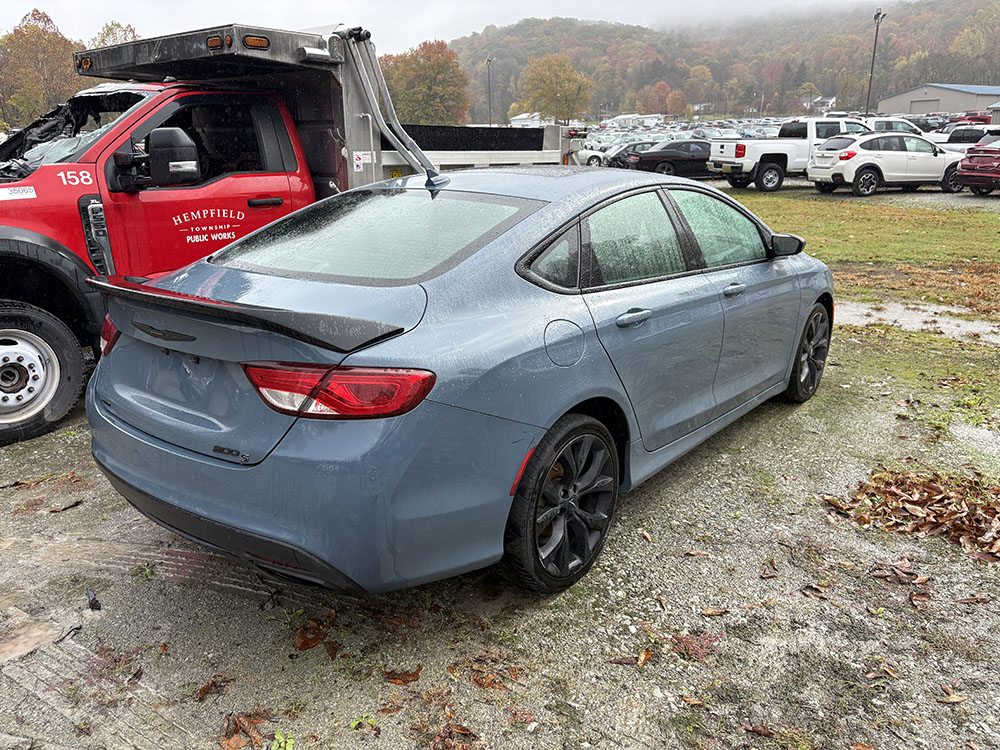 
								CHRYSLER 200 S full									