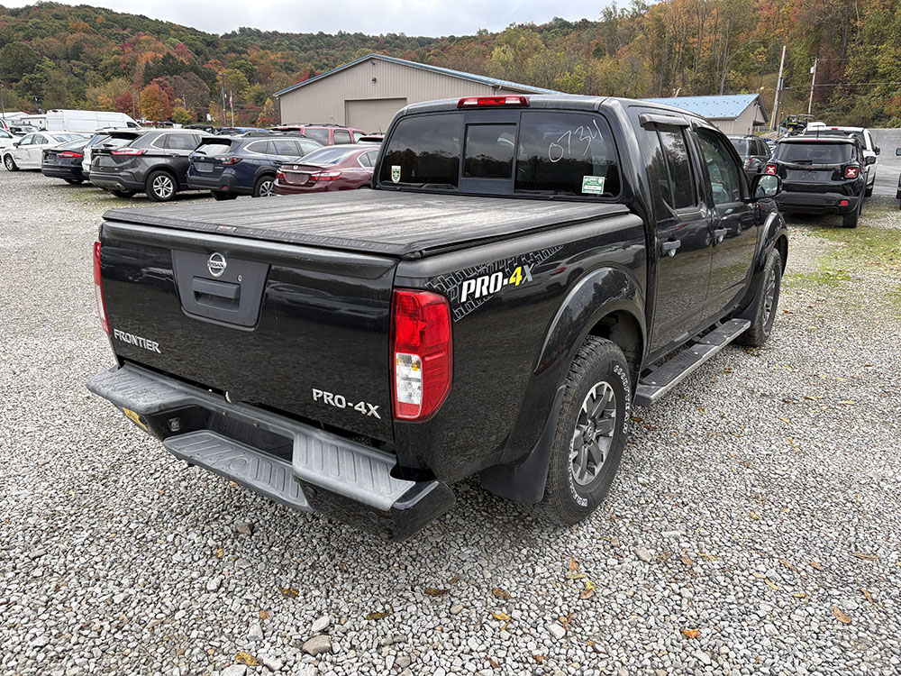 
								NISSAN FRONTIER PRO-4X CREW CAB full									