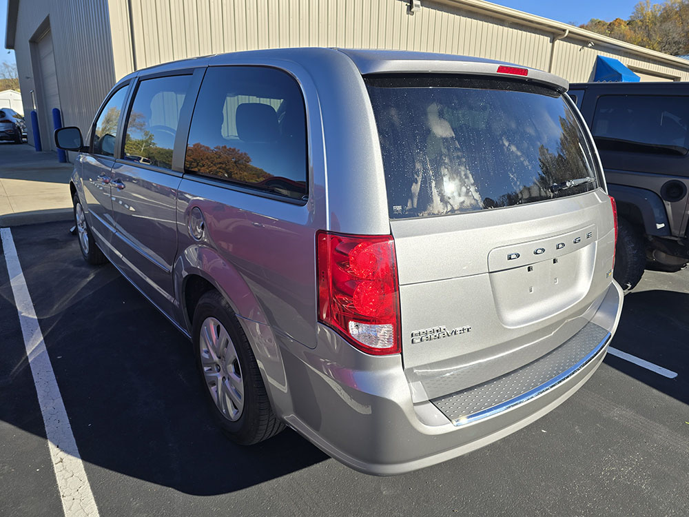 
								DODGE GRAND CARAVAN SE full									