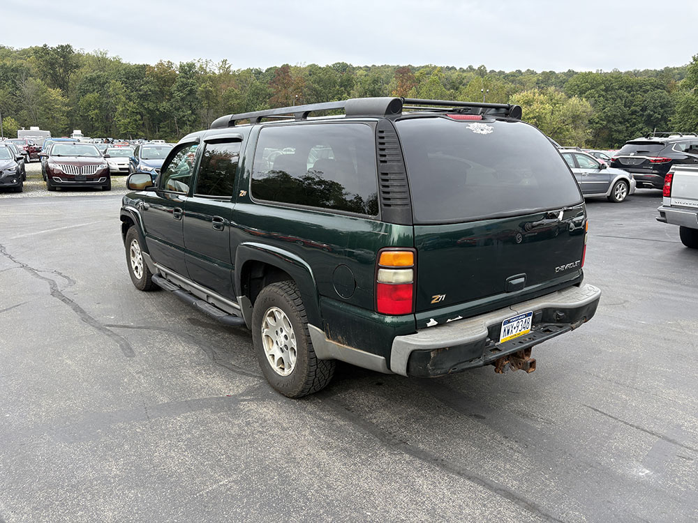 
								CHEVROLET SUBURBAN 1500 Z71 full									