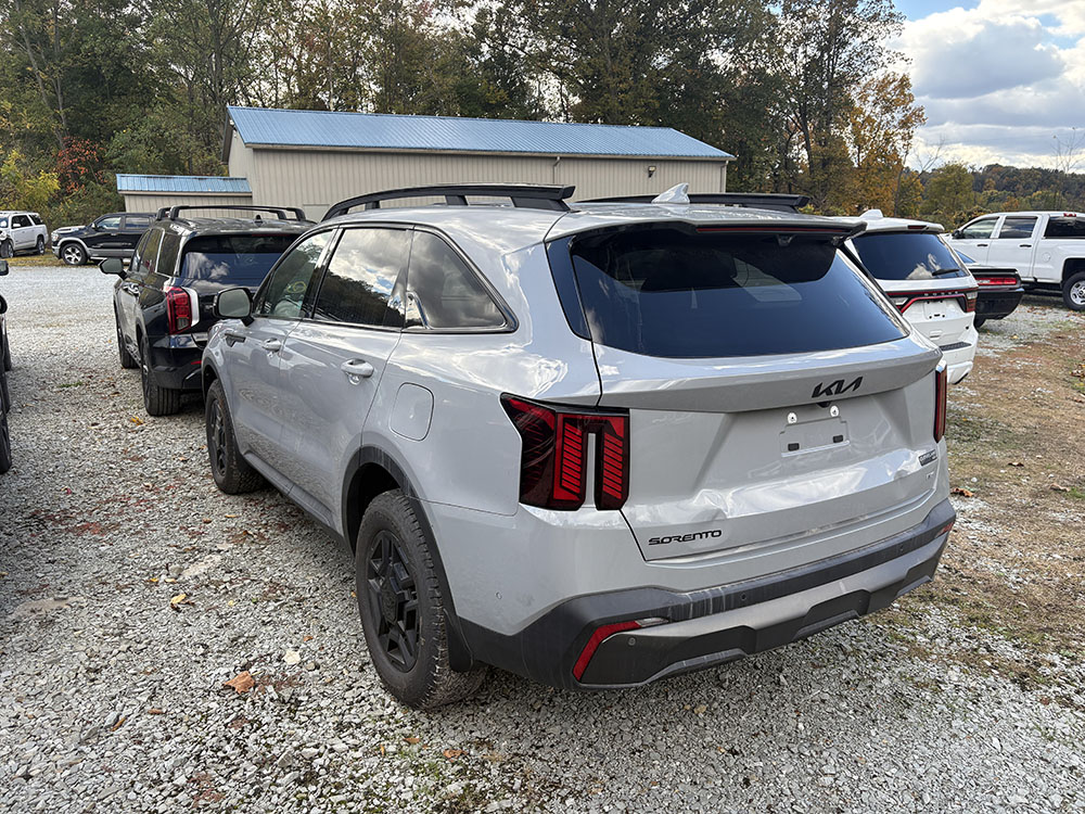 
								KIA SORENTO SX full									