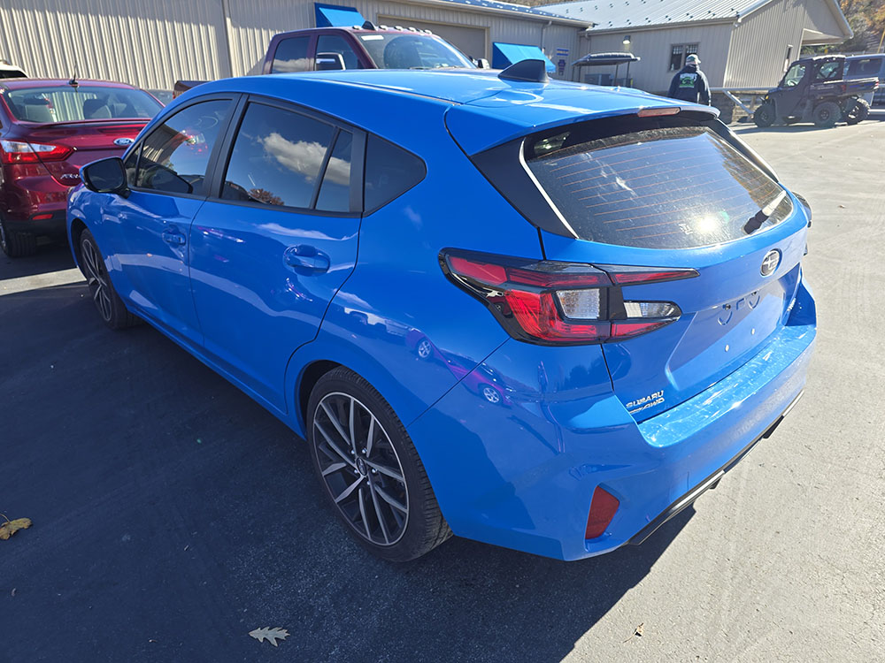 
								SUBARU IMPREZA SPORT full									