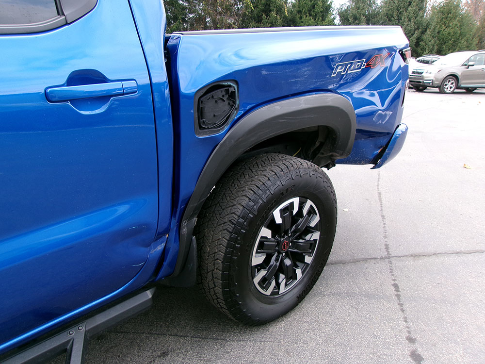 
								NISSAN FRONTIER S PRO-4X CREW CAB full									