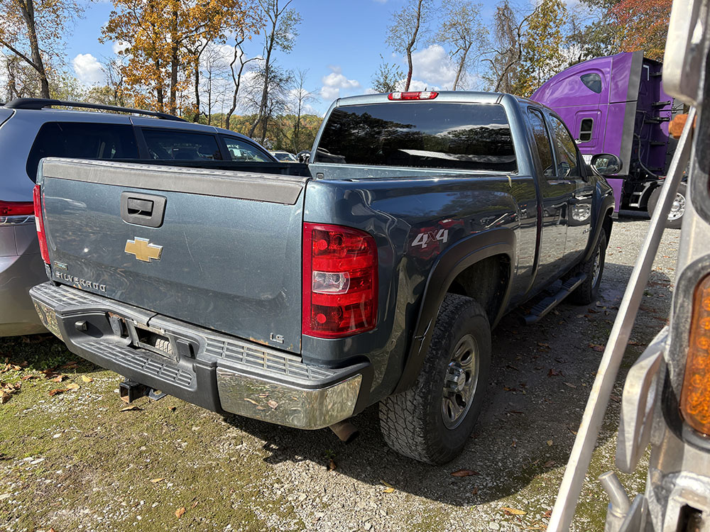 
								CHEVROLET SILVERADO 1500 LS EX CAB full									