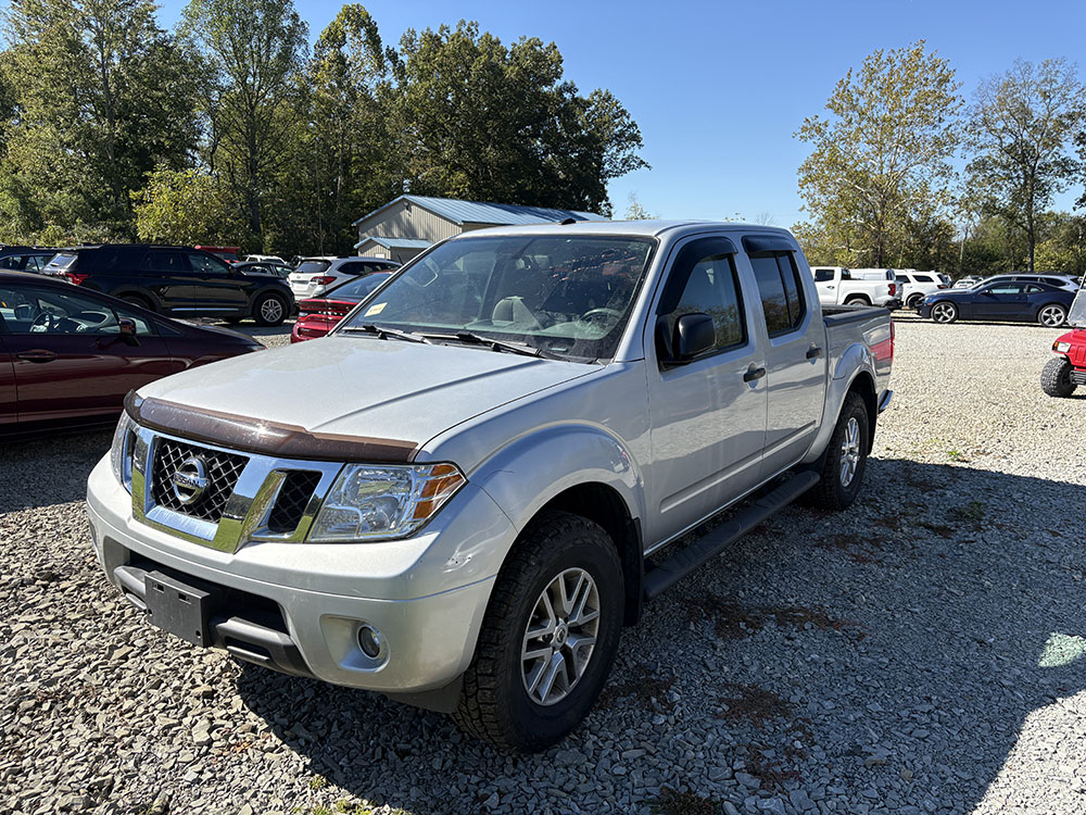 
								NISSAN FRONTIER SV CREW CAB full									