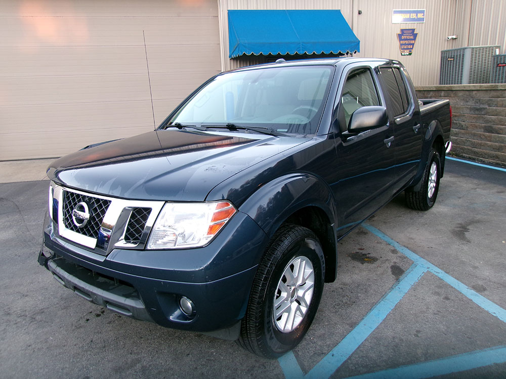 
								NISSAN FRONTIER S CREW CAB full									