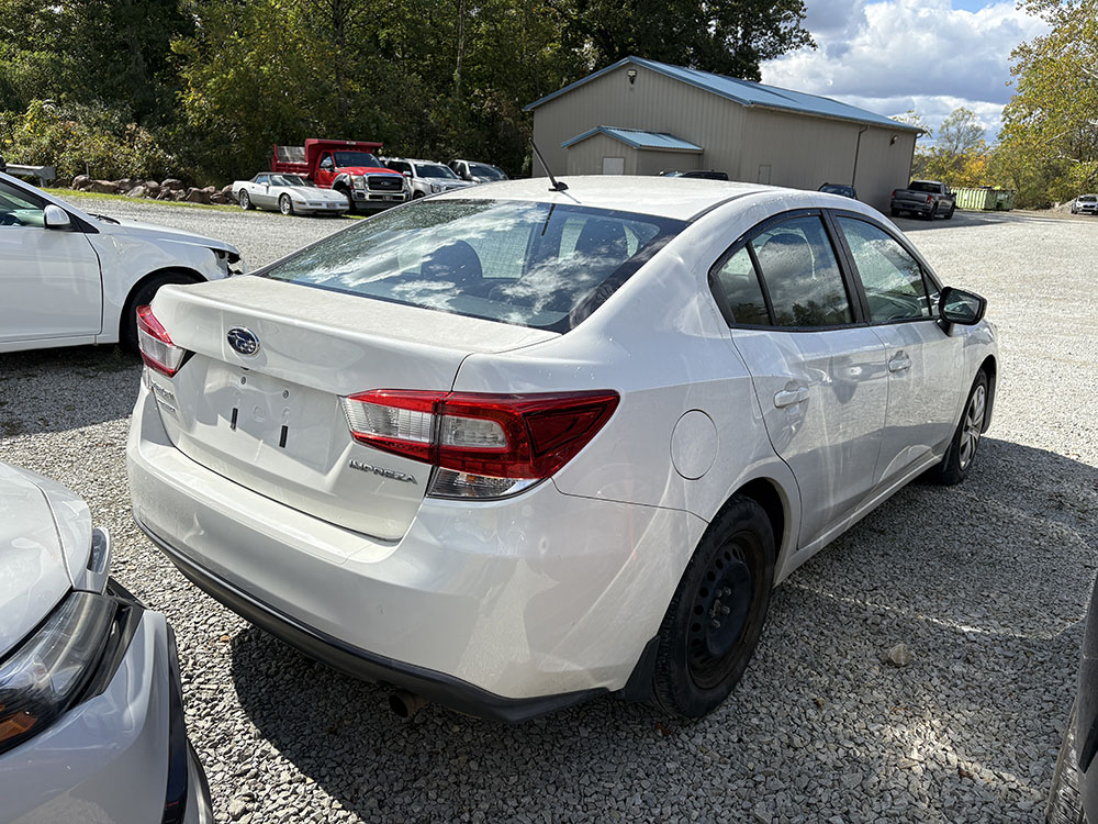 
								SUBARU IMPREZA full									