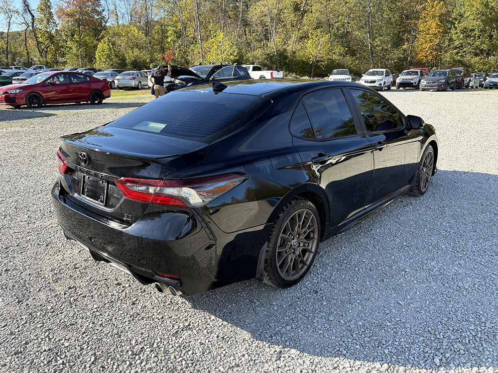 
								TOYOTA CAMRY SE NIGHT SHADE full									