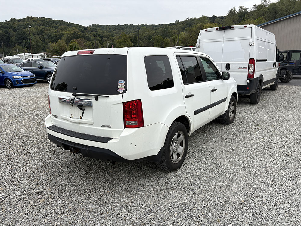 
								HONDA PILOT LX full									