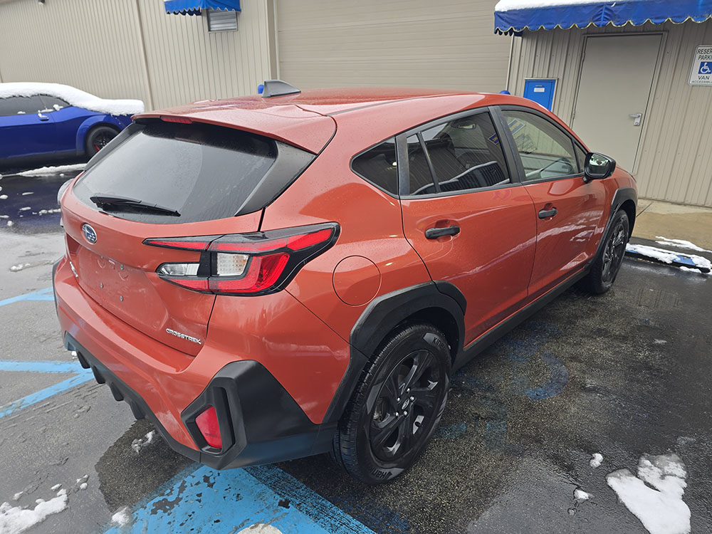 
								SUBARU CROSSTREK full									