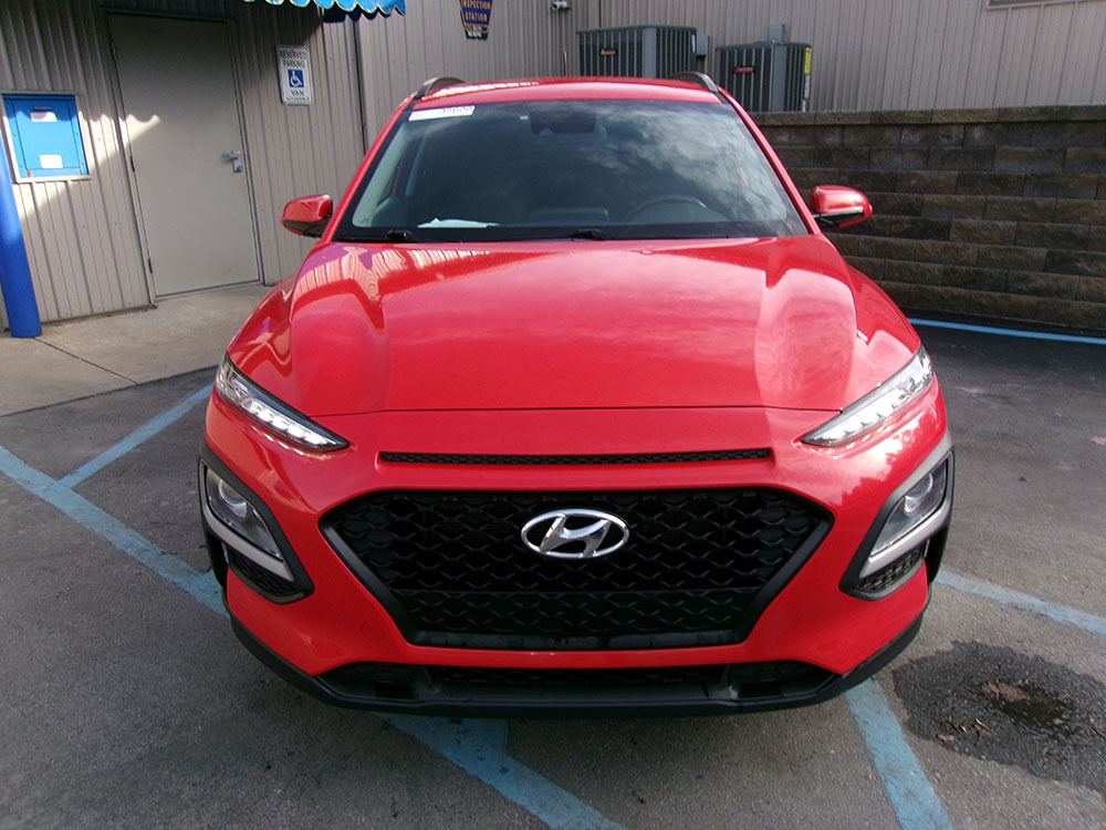 
								HYUNDAI KONA SEL full									