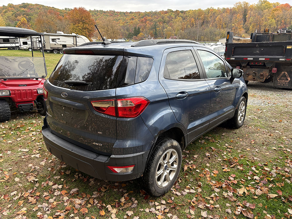 
								FORD ECOSPORT SE full									
