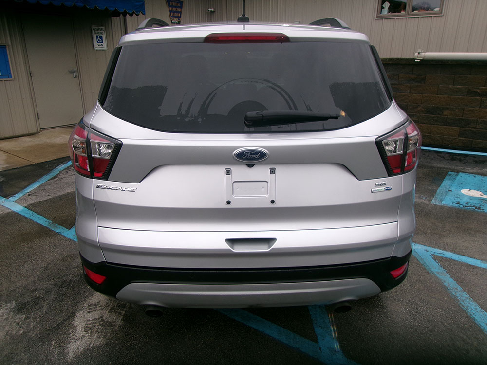 
								FORD ESCAPE SE full									