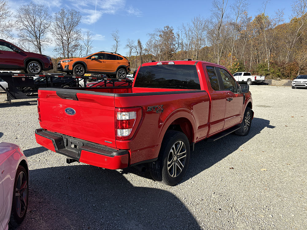 
								FORD F-150 STX SUPER CAB full									