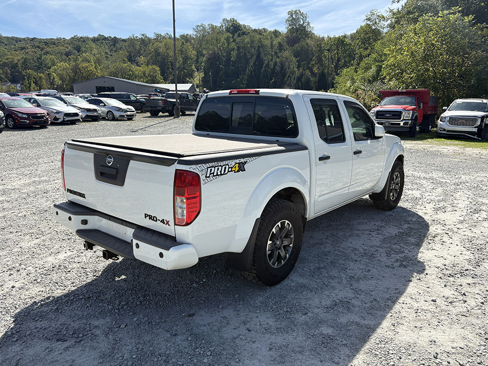 
								NISSAN FRONTIER S CREW CAB full									