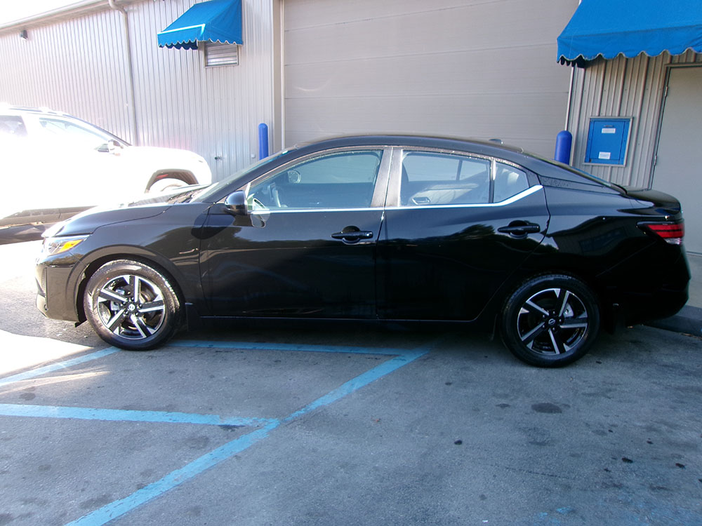 
								NISSAN SENTRA SV full									