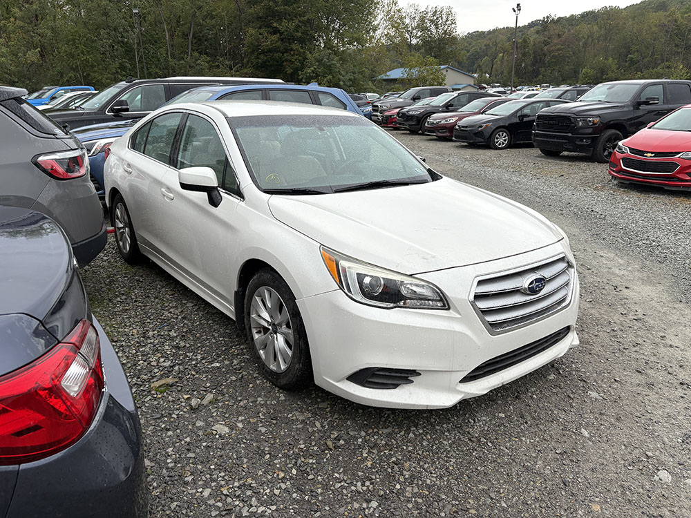 
								SUBARU LEGACY PREMIUM full									