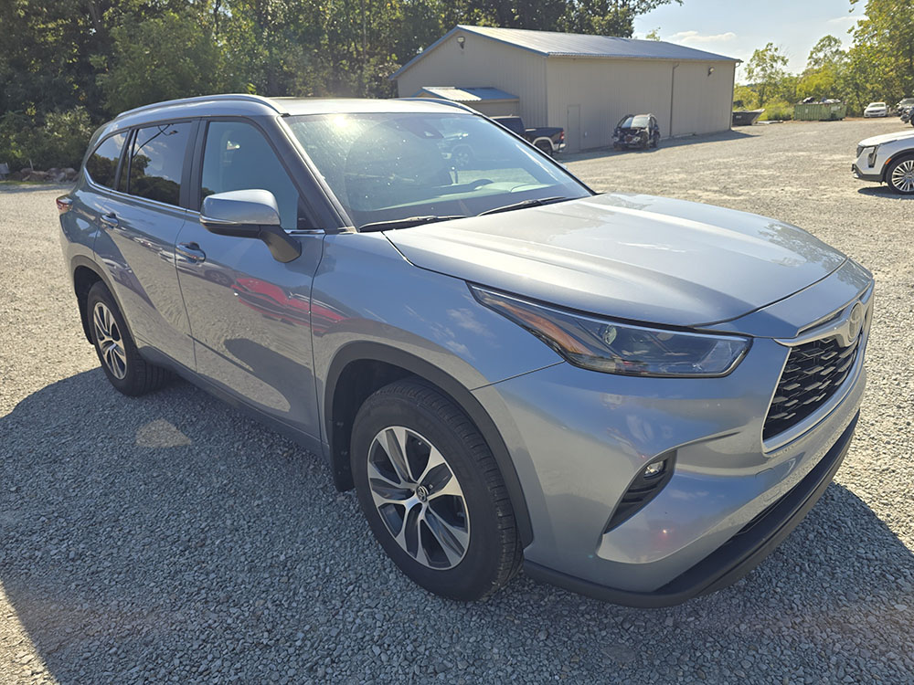 
								TOYOTA HIGHLANDER XLE full									