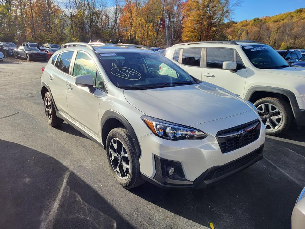 
								SUBARU CROSSTREK PREMIUM full									