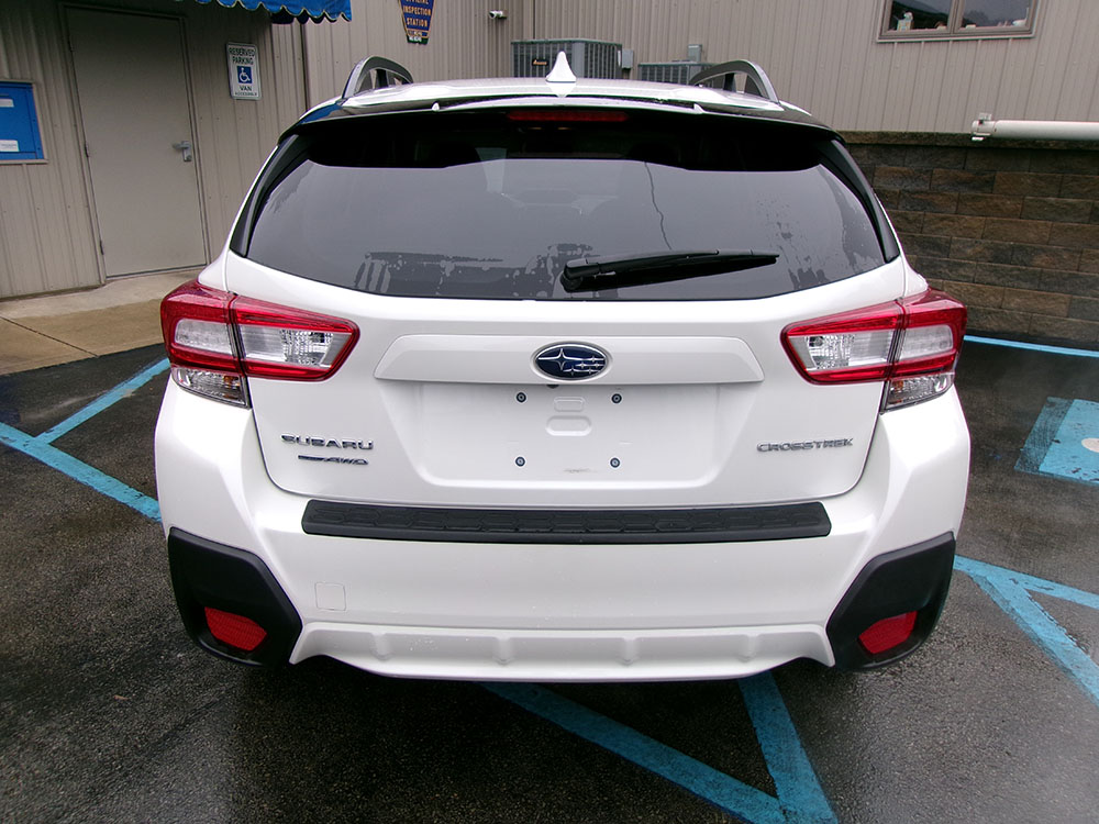
								SUBARU CROSSTREK PREMIUM full									
