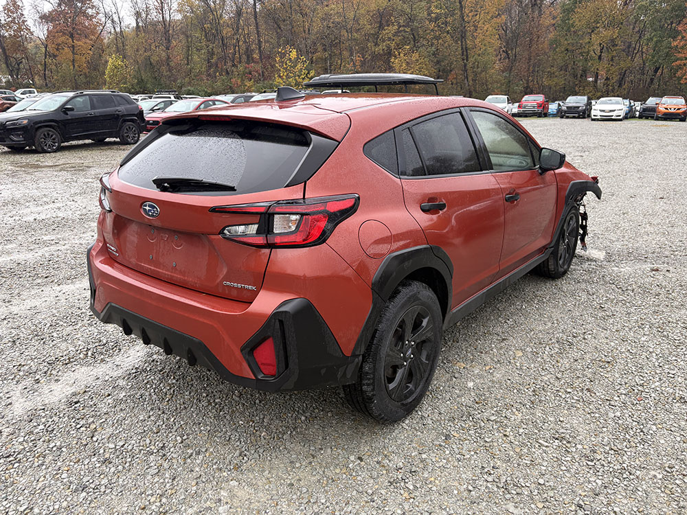 
								SUBARU CROSSTREK full									