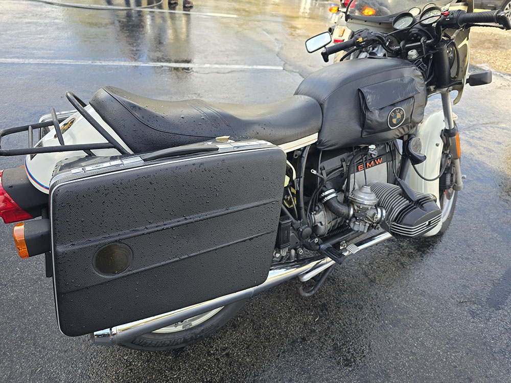 
								BMW R100CS full									