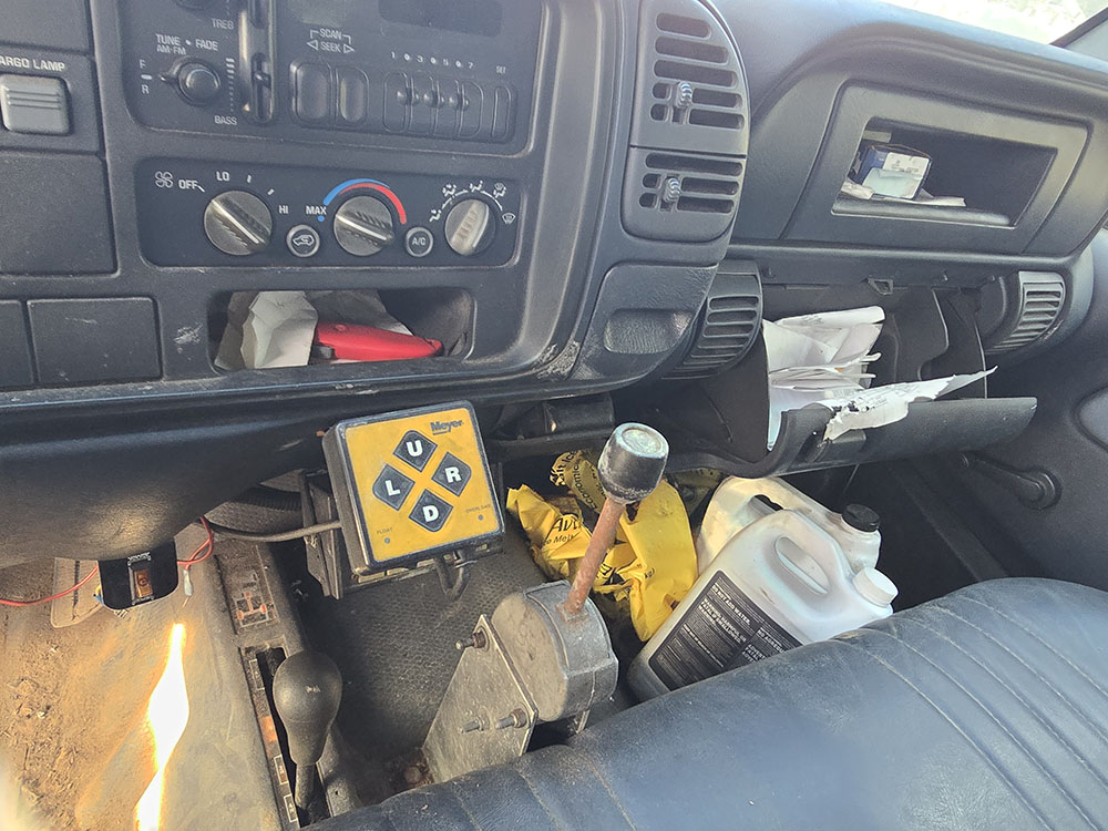 
								CHEVROLET CHEYENNE 3500 REG CAB DUMP full									