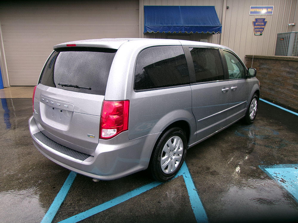 
								DODGE GRAND CARAVAN SE full									