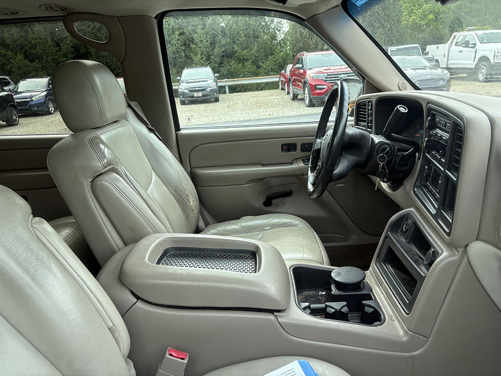 
								CHEVROLET SUBURBAN 1500 Z71 full									