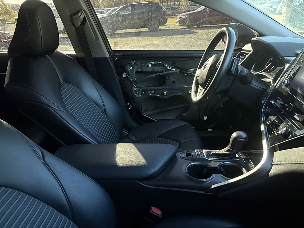 
								TOYOTA CAMRY SE NIGHT SHADE full									