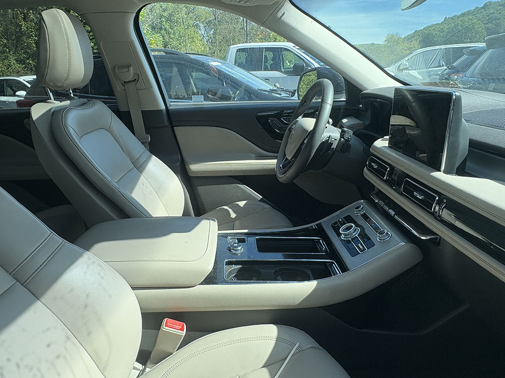 
								LINCOLN AVIATOR full									