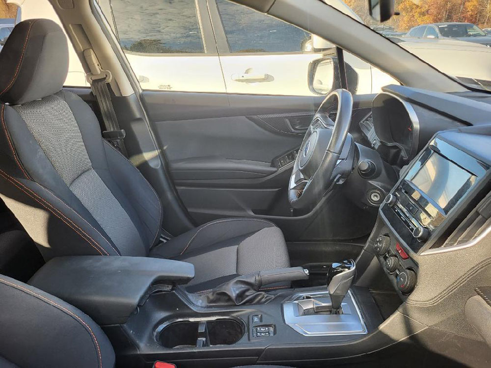 
								SUBARU CROSSTREK PREMIUM full									