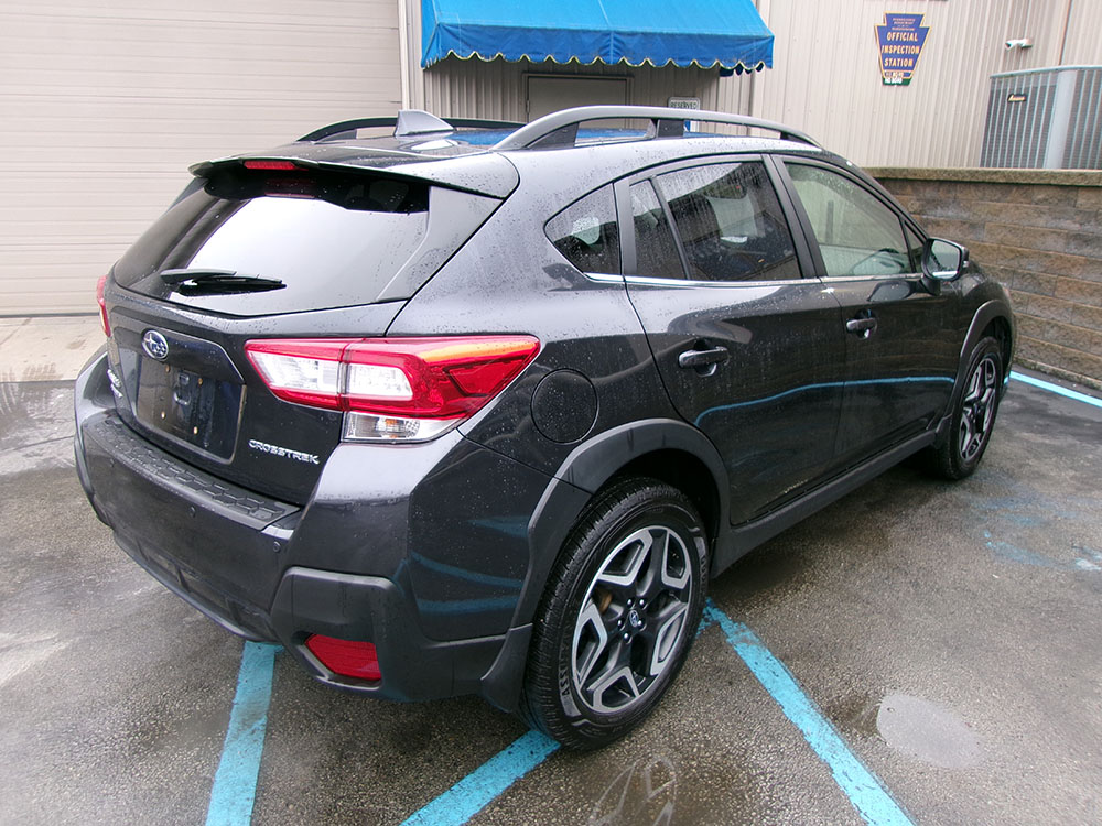 
								SUBARU CROSSTREK LIMITED full									