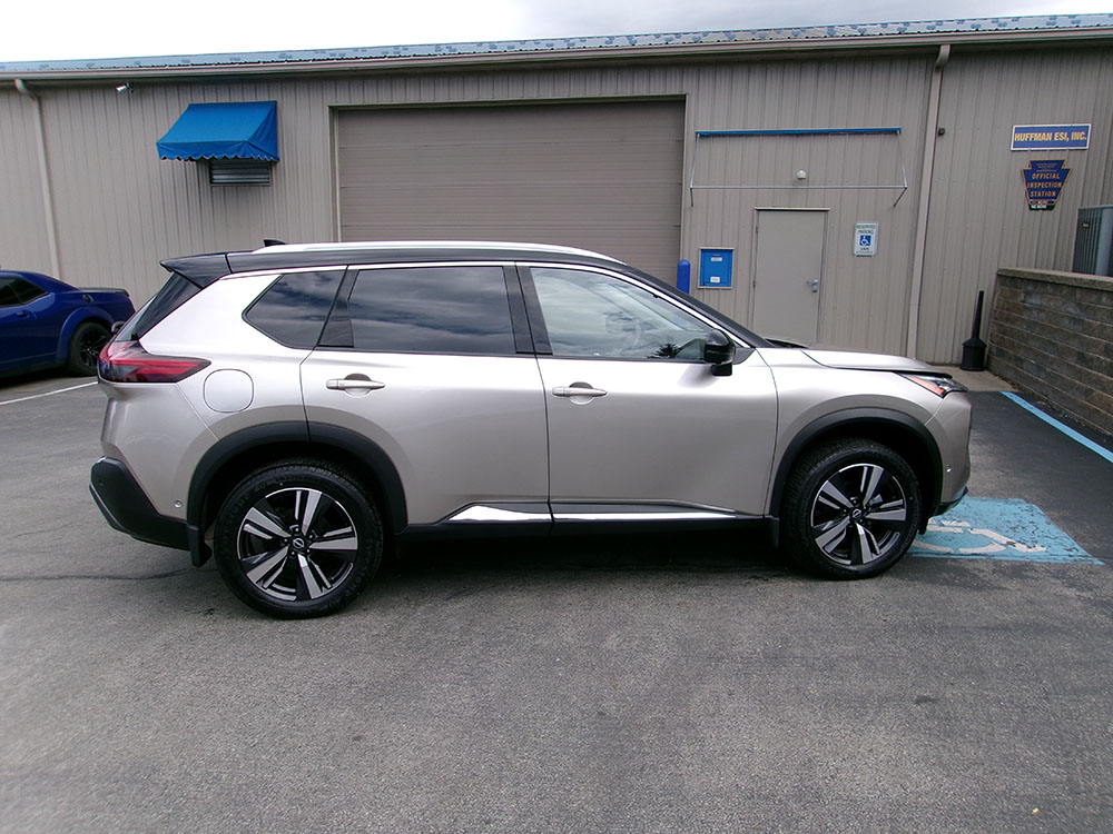 
								NISSAN ROGUE SL full									