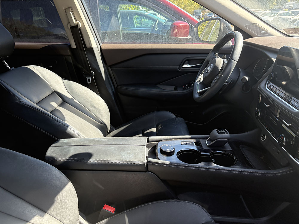 
								NISSAN ROGUE SL full									
