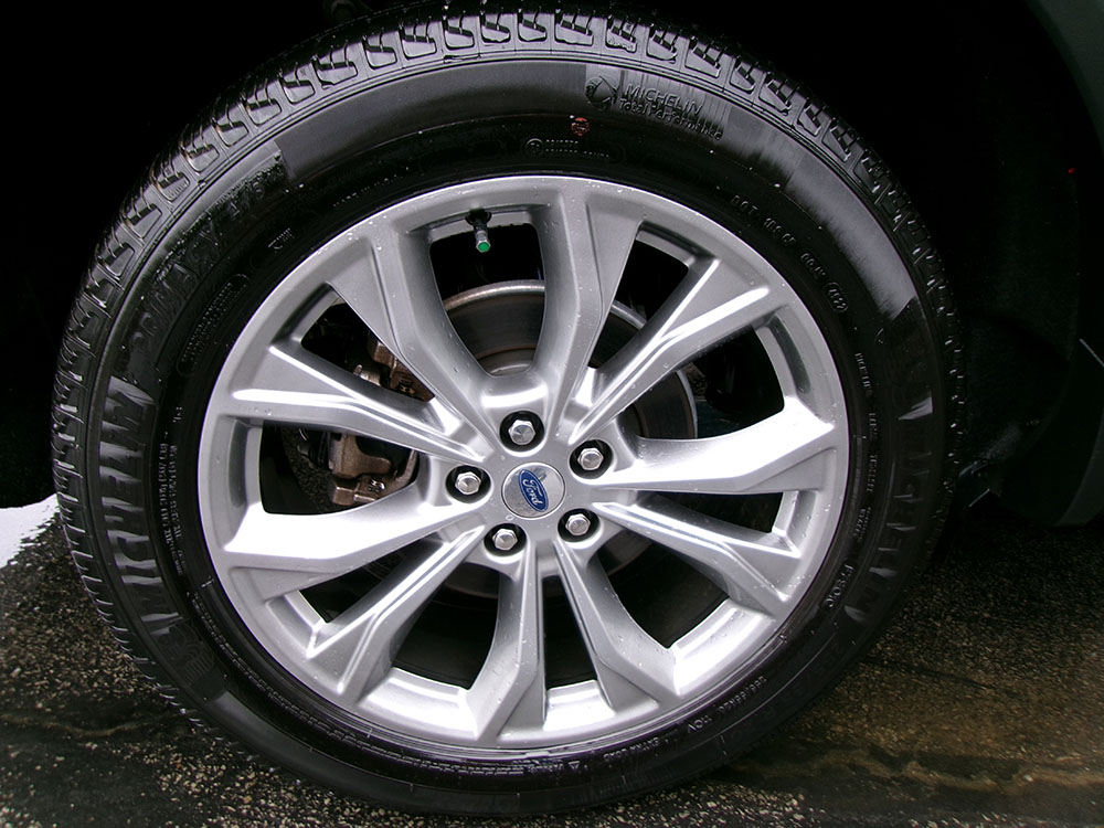 
								FORD EXPLORER XLT full									