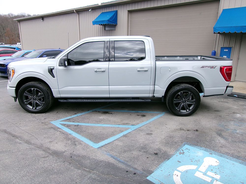 
								FORD F-150 SPORT SUPER CREW CAB full									